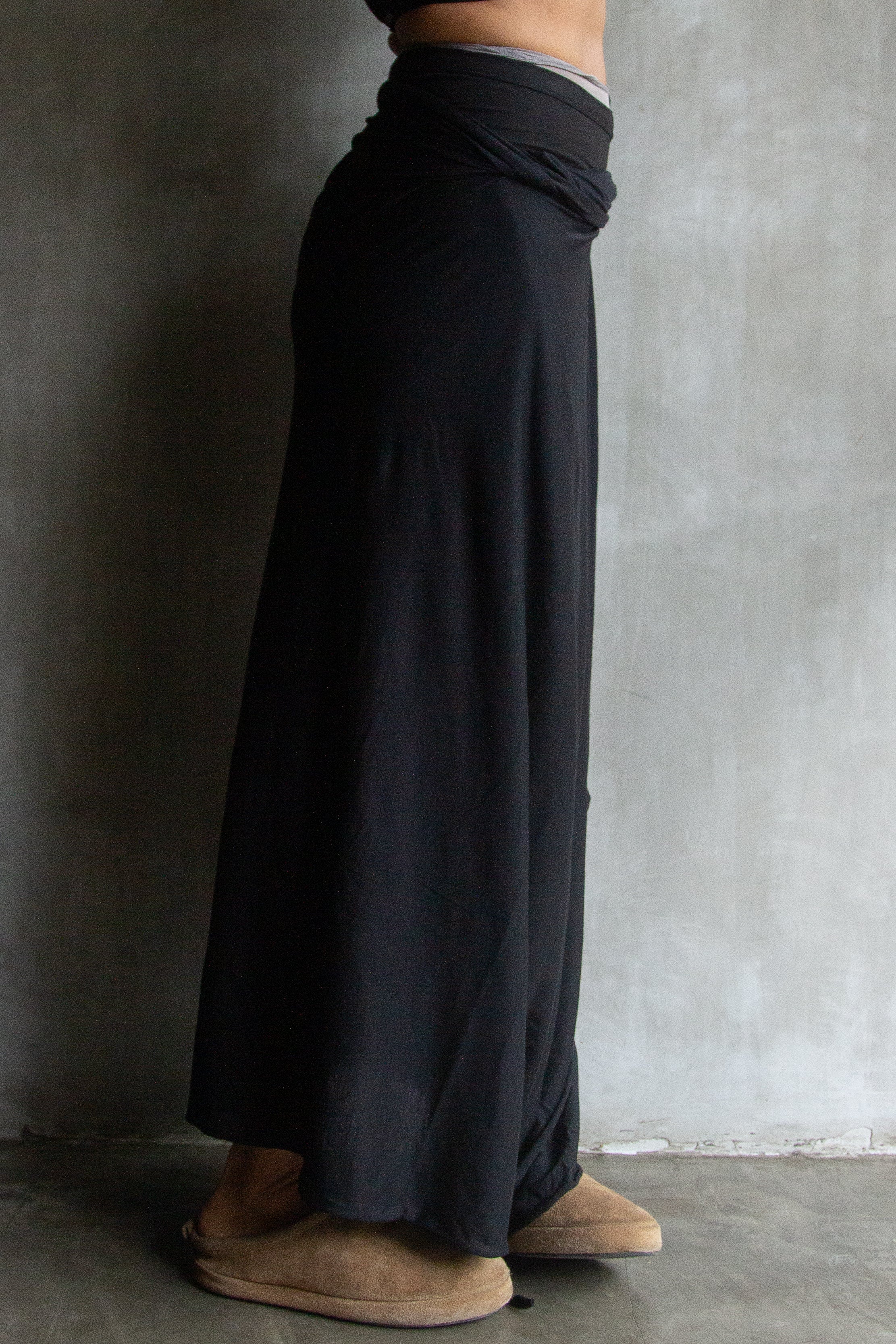 Muka Sarong Modal