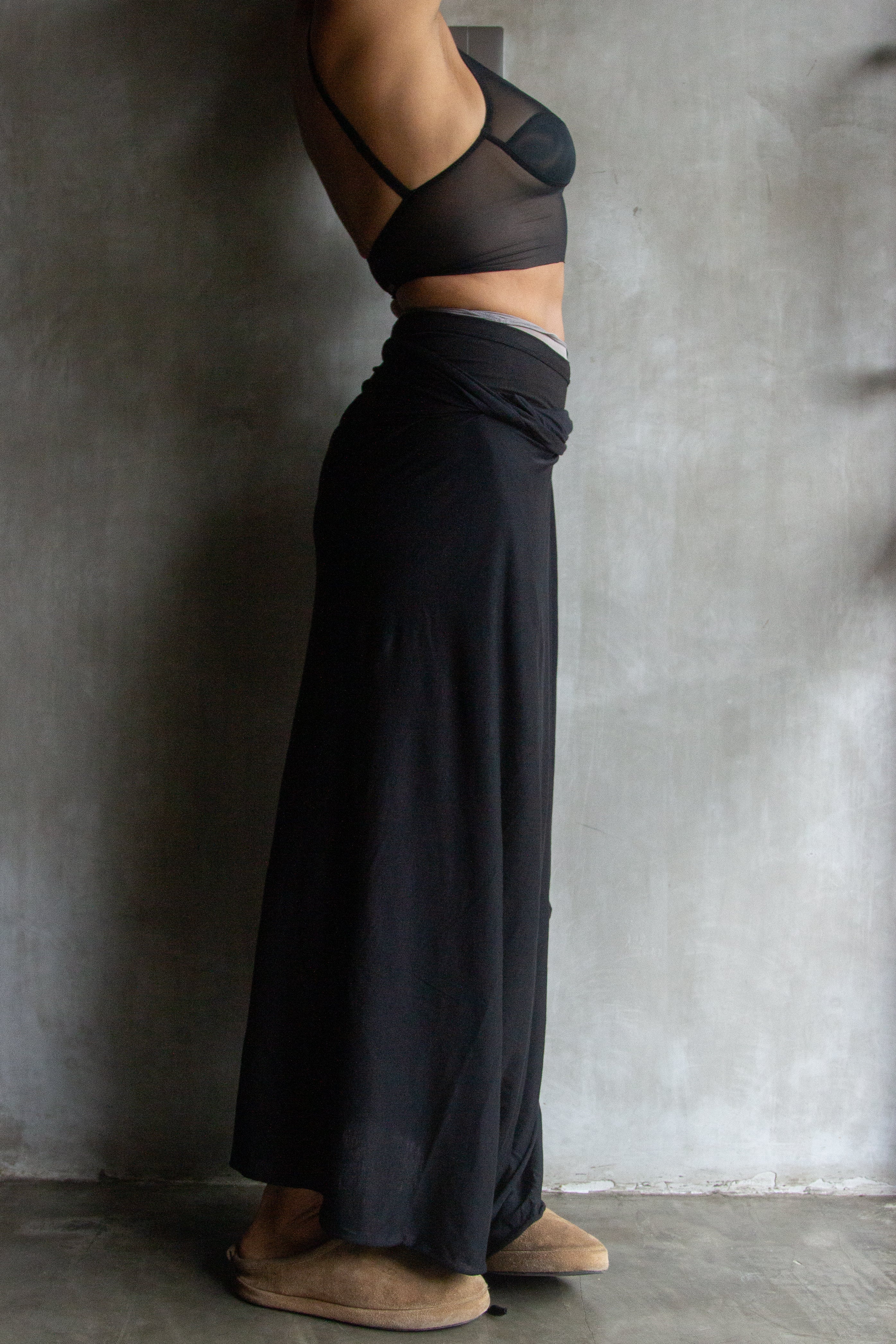 Muka Sarong Modal