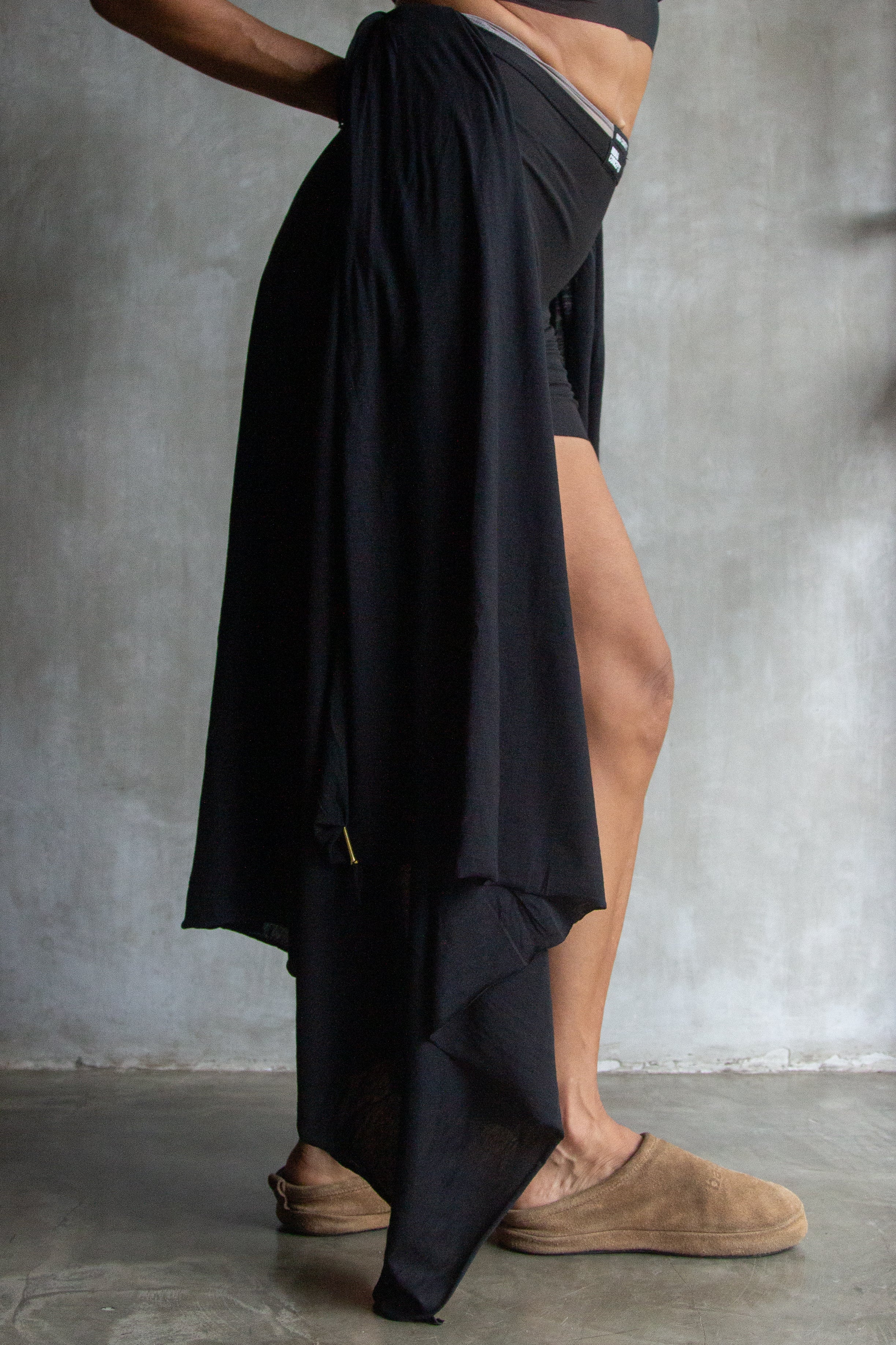 Muka Sarong Modal