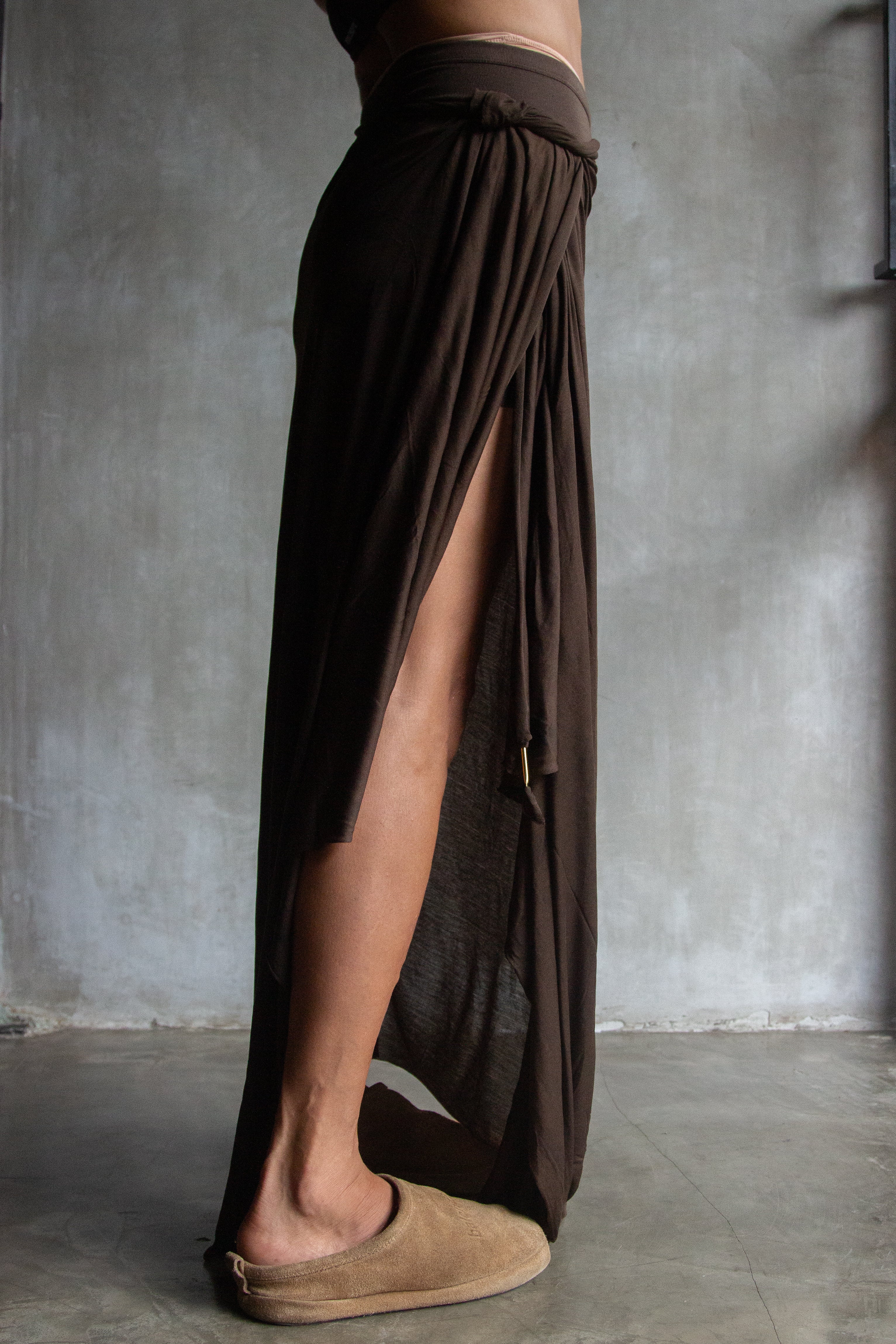 Muka Sarong Modal