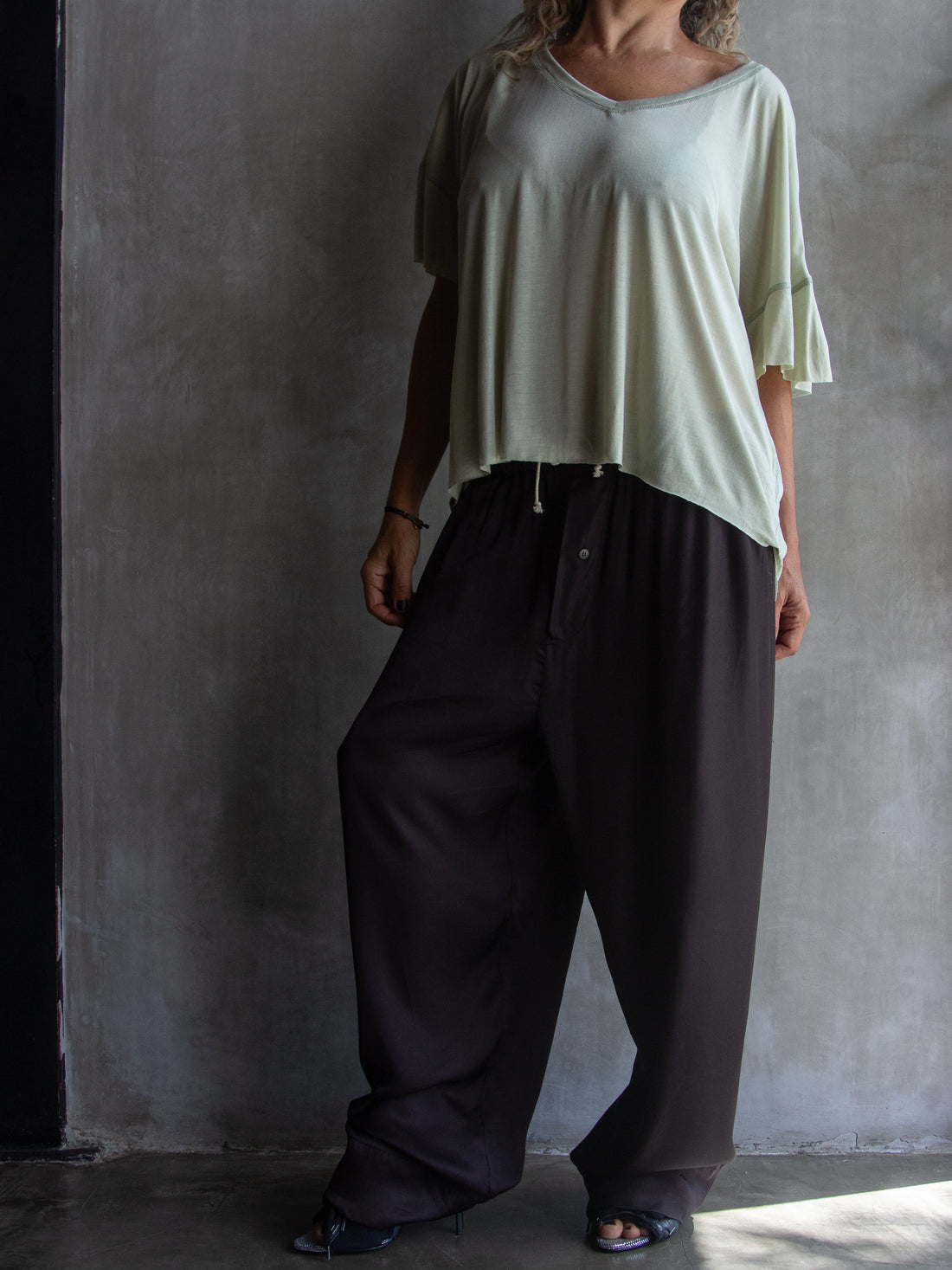 Muka T-Shirt Modal V-Neck