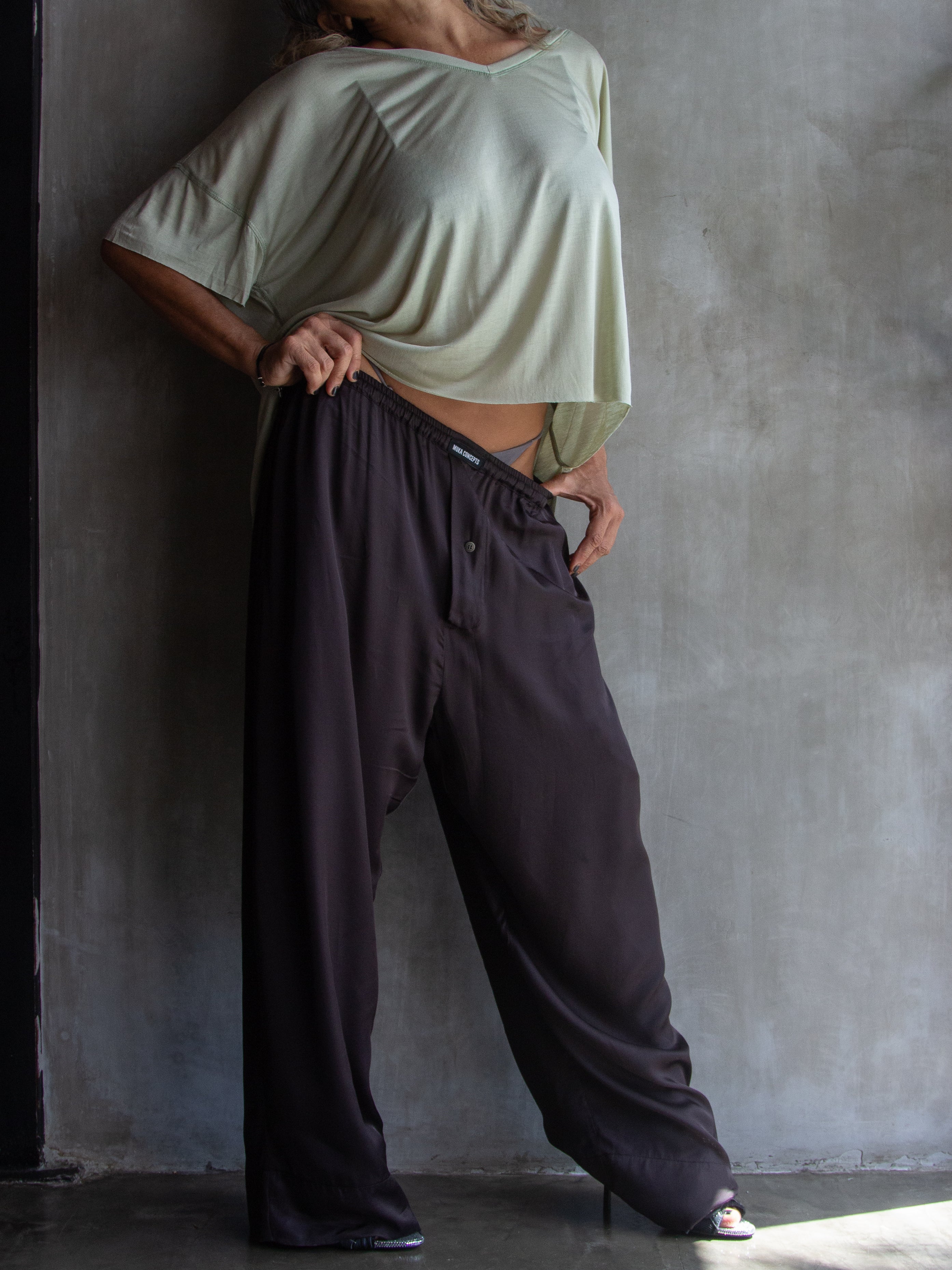 Muka T-Shirt Modal V-Neck