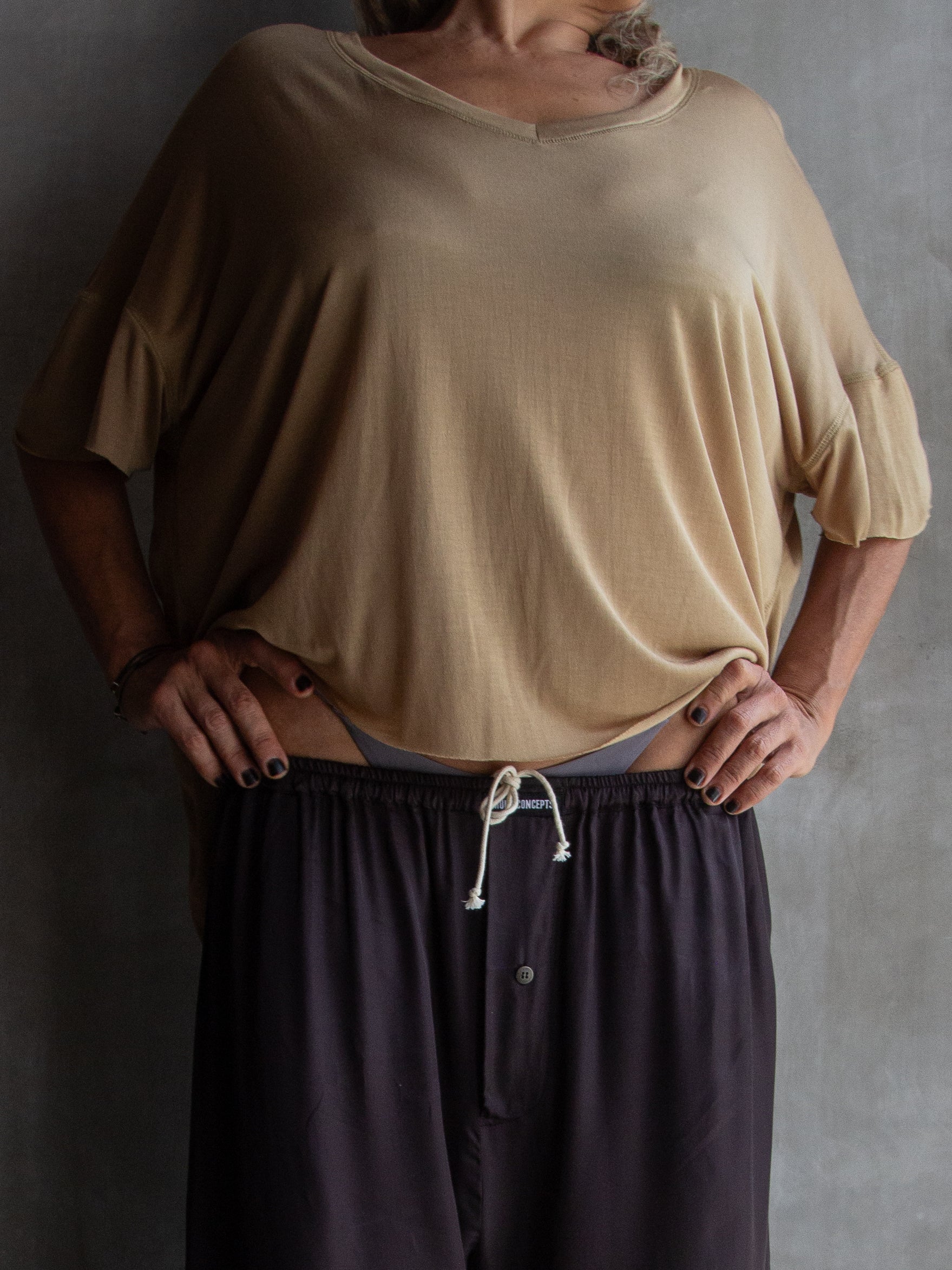 Muka T-Shirt Modal V-Neck