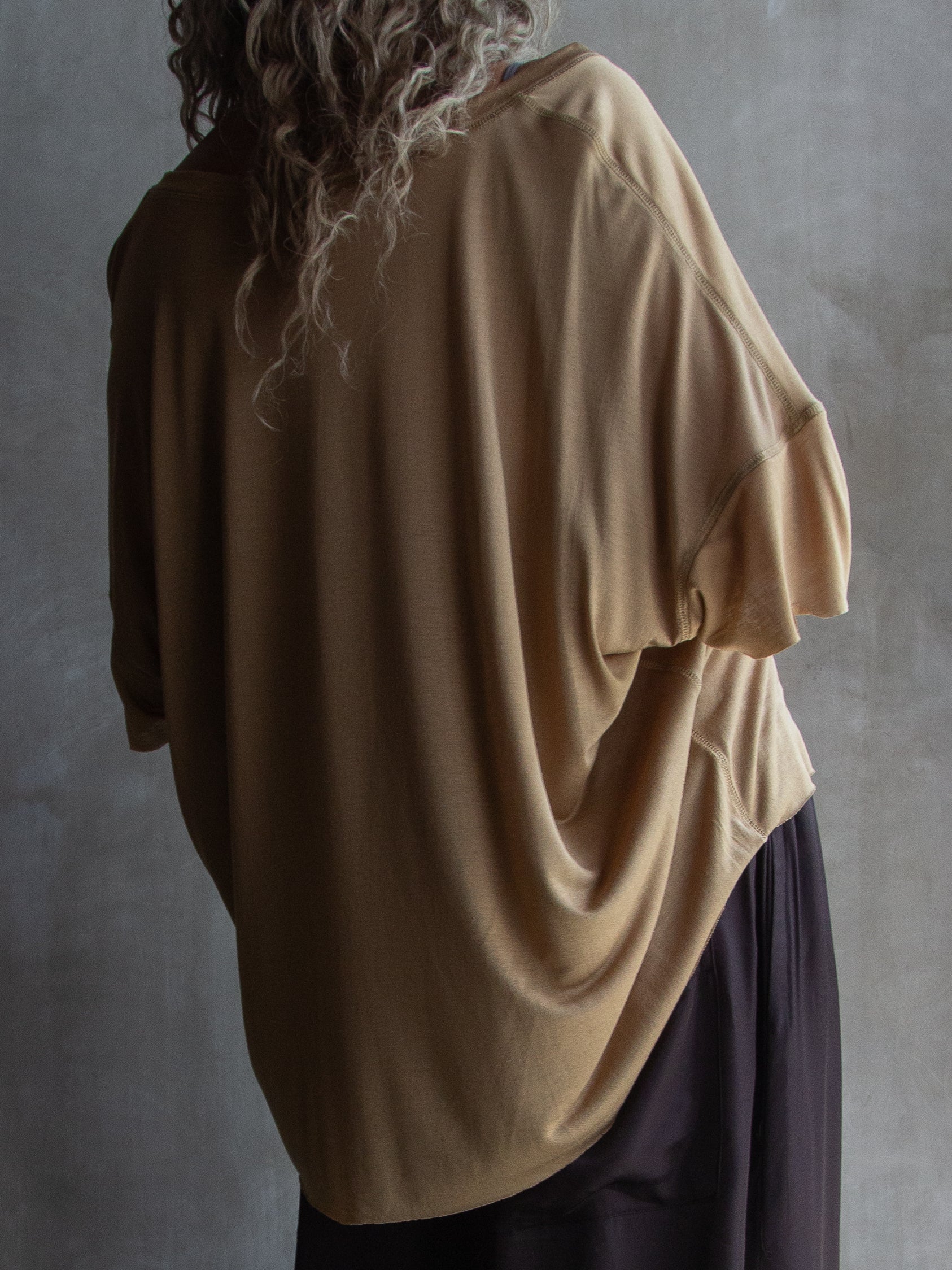 Muka T-Shirt Modal V-Neck