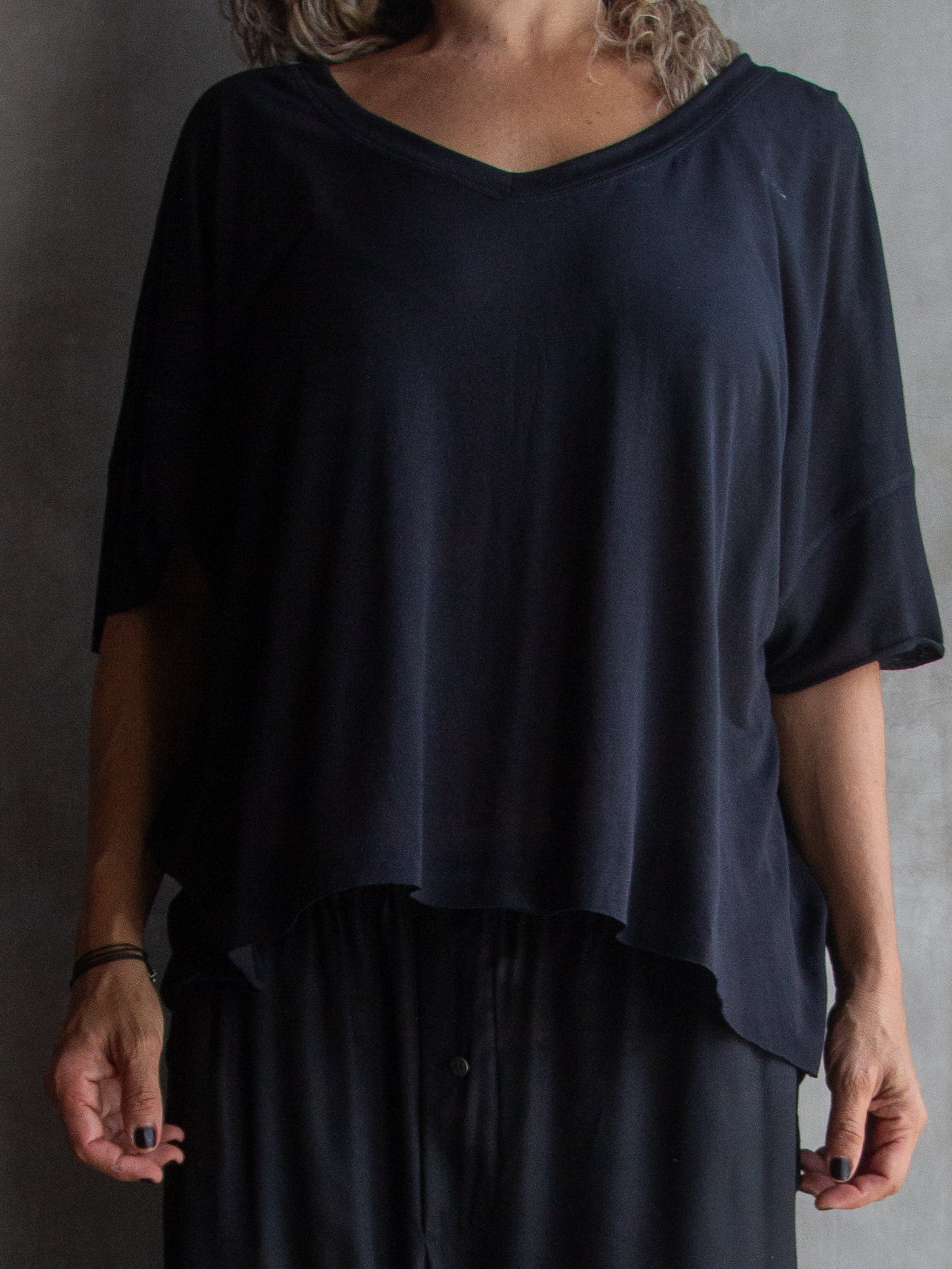 Muka T-Shirt Modal V-Neck