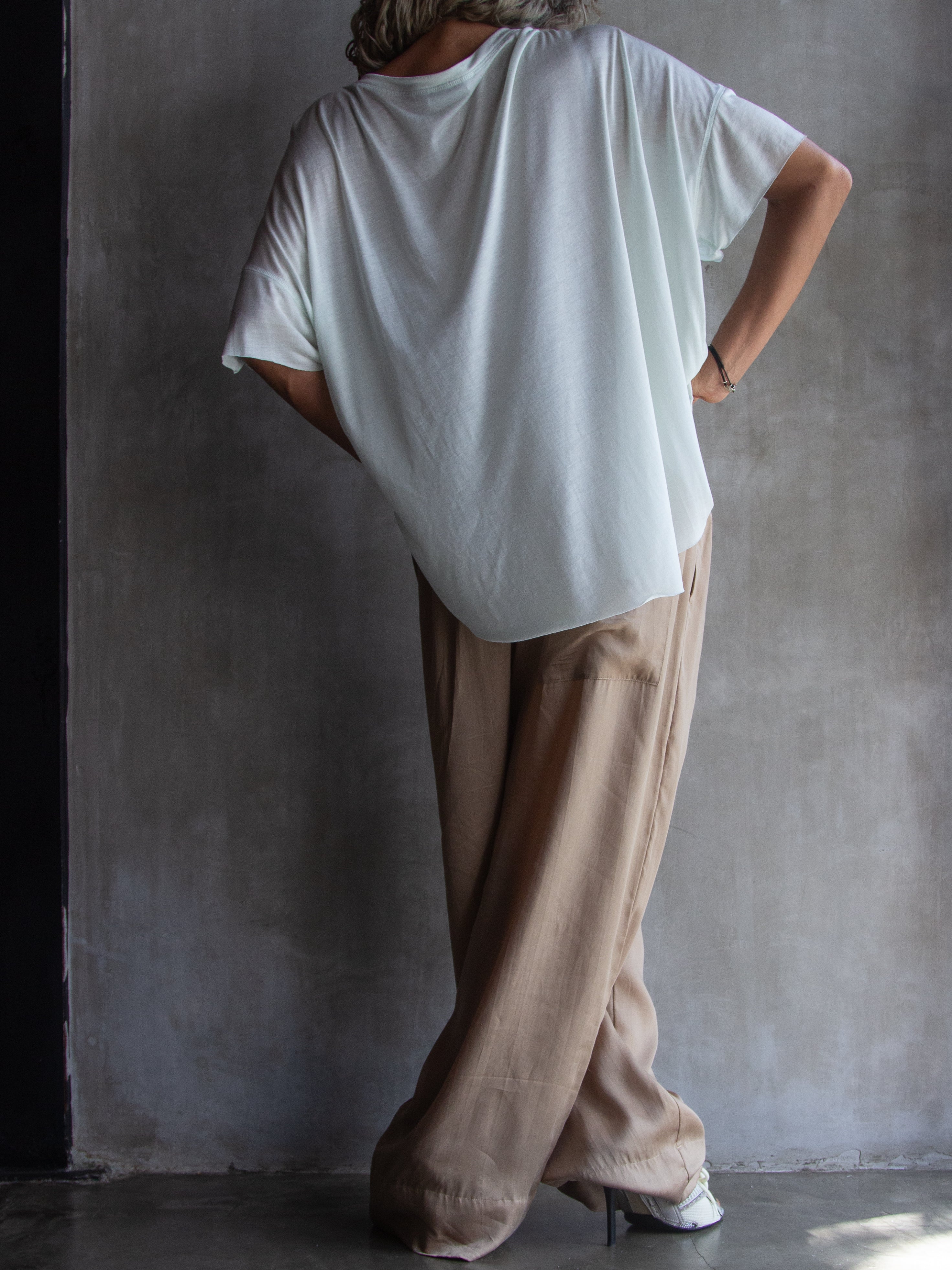 Muka T-Shirt Modal V-Neck