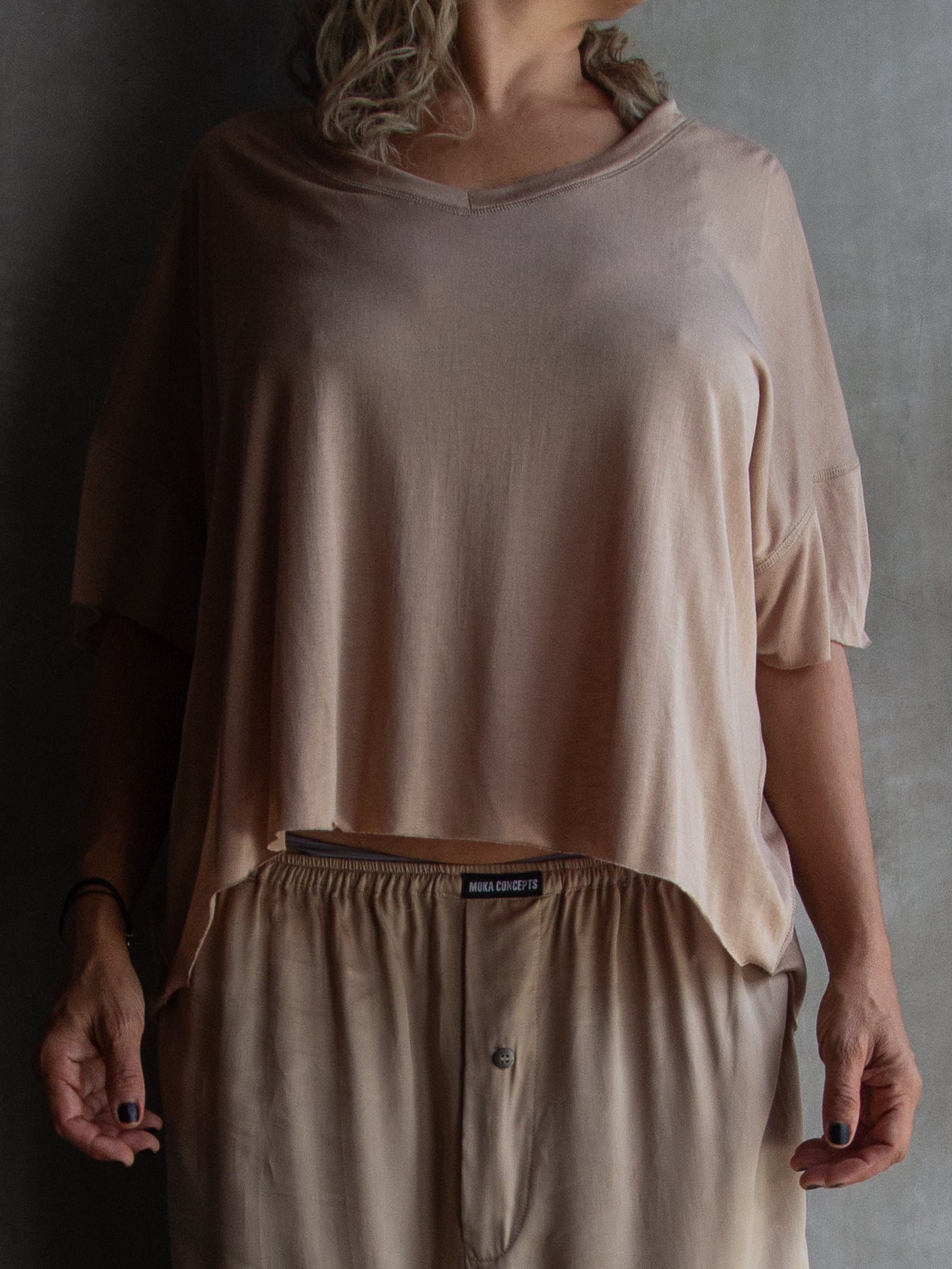 Muka T-Shirt Modal V-Neck