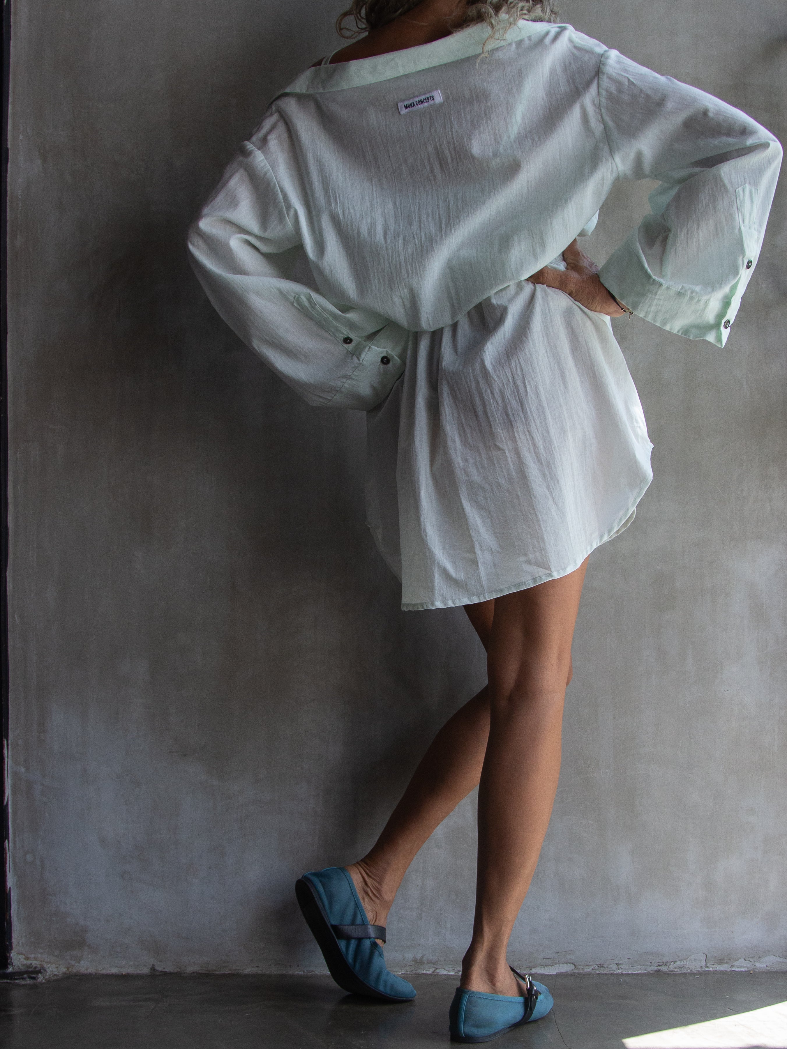 Muka Shirt Décolleté