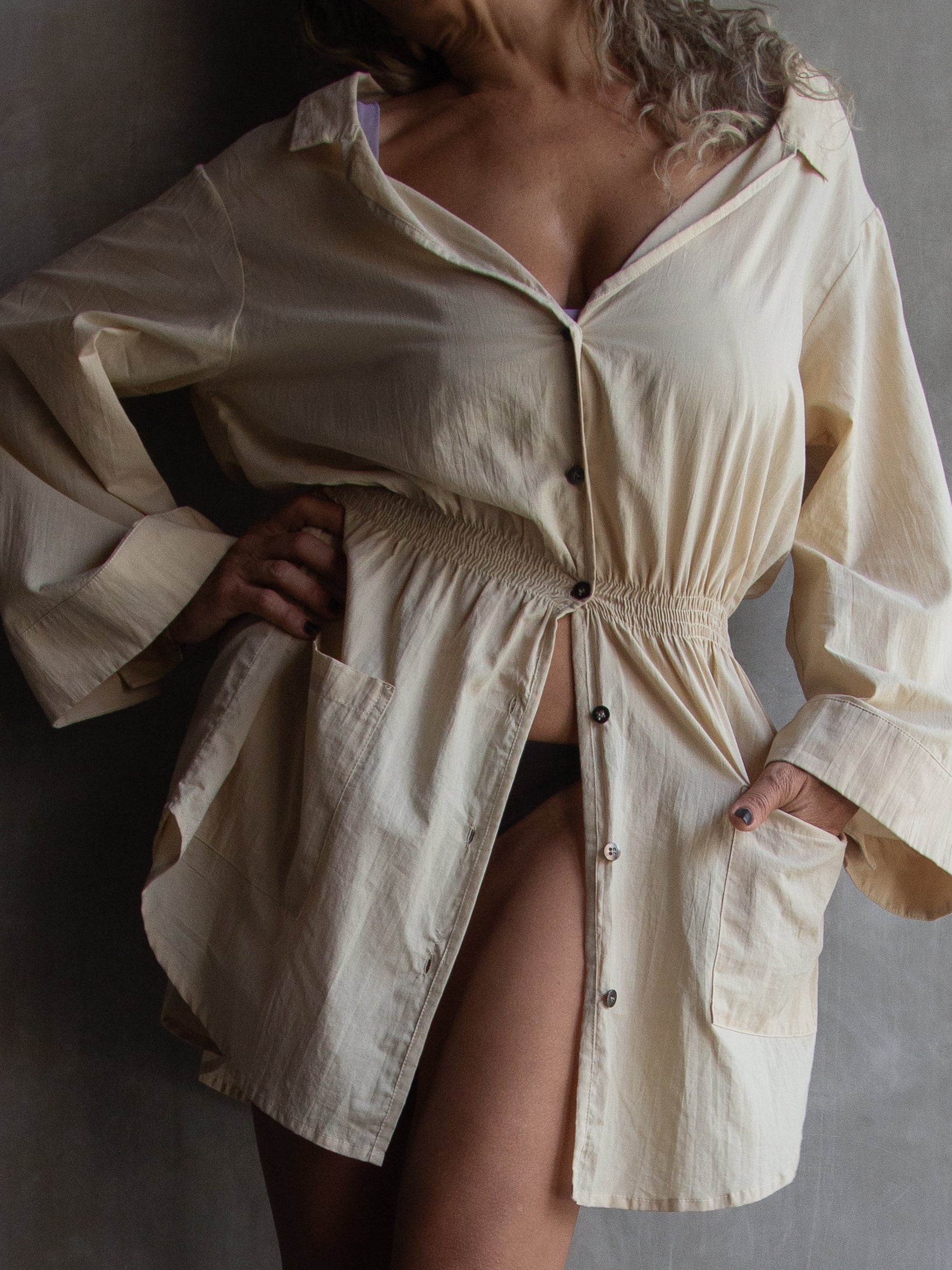 Muka Shirt Décolleté