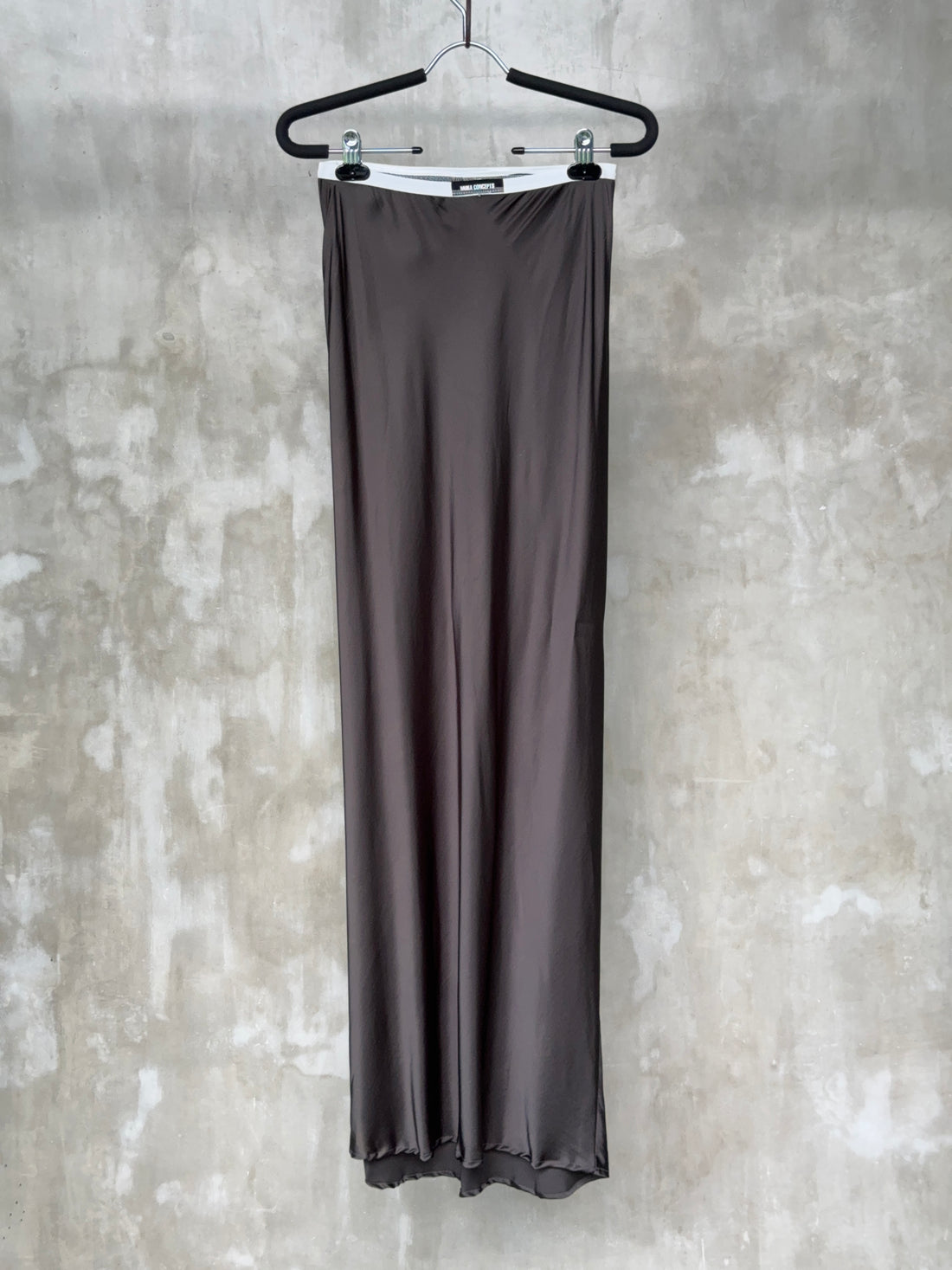 Muka Diagonal Skirt