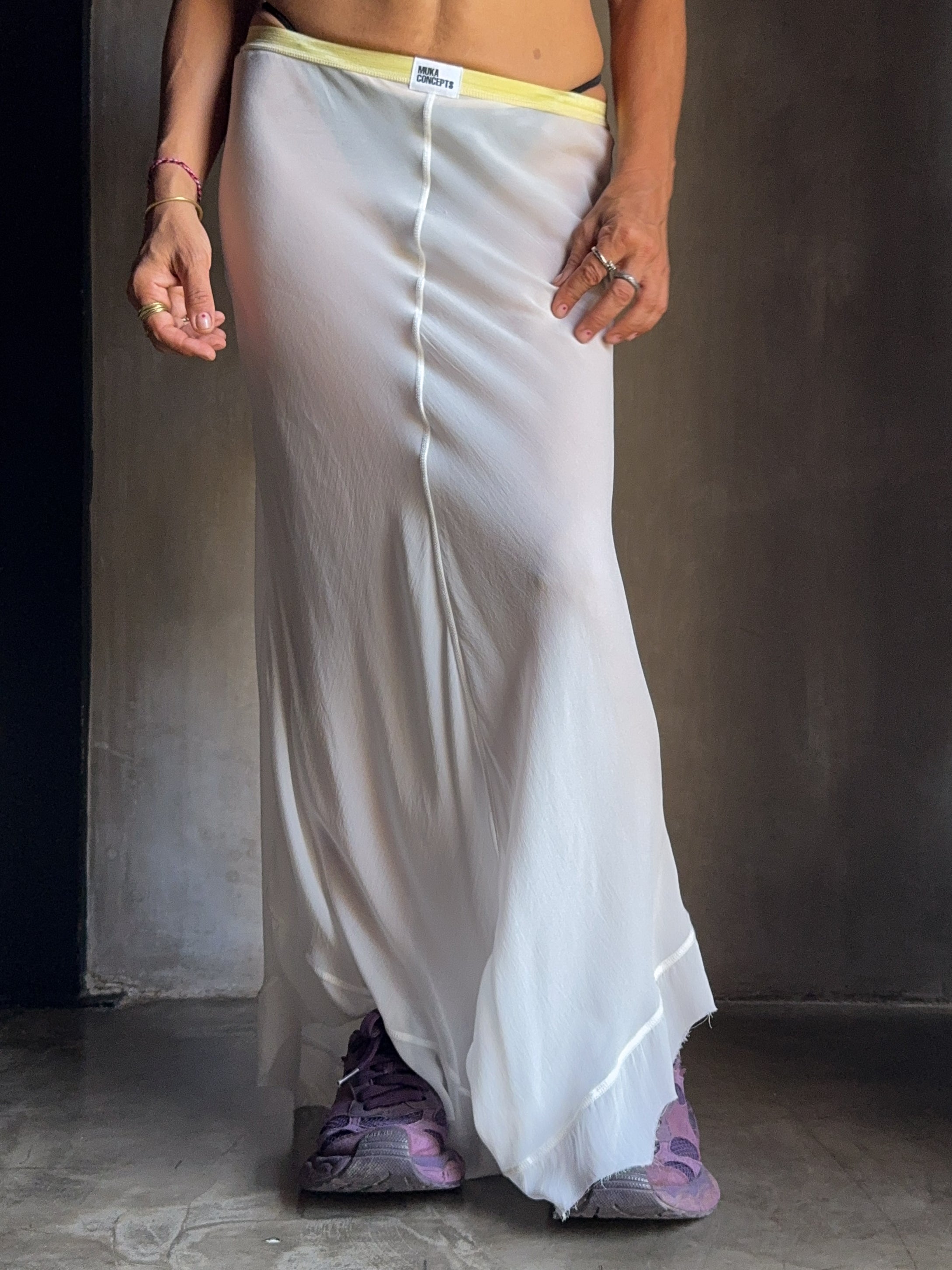 Muka Skirt Viscose Crep Tipis