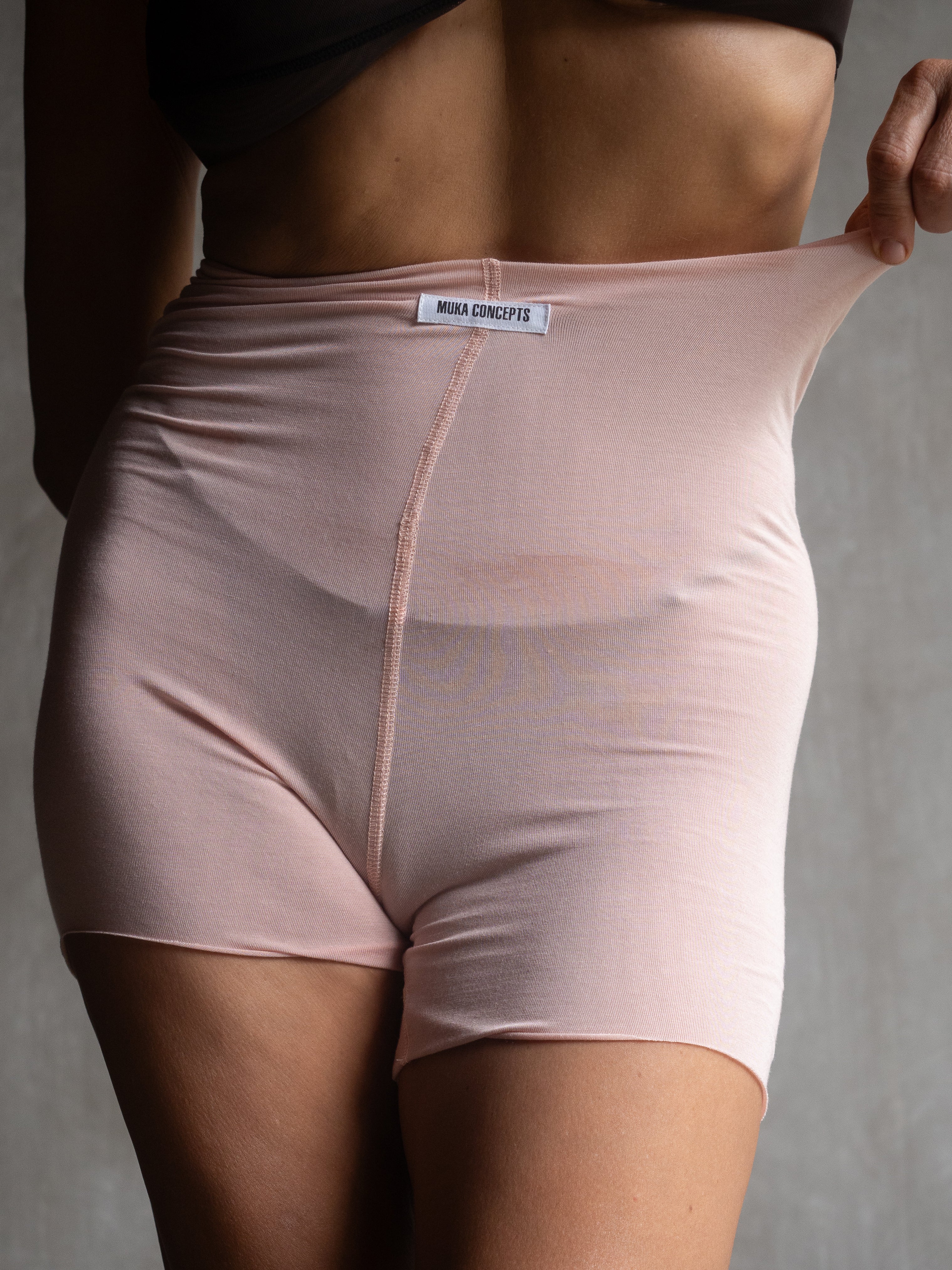 Muka Shorts Yoga Silk Modal