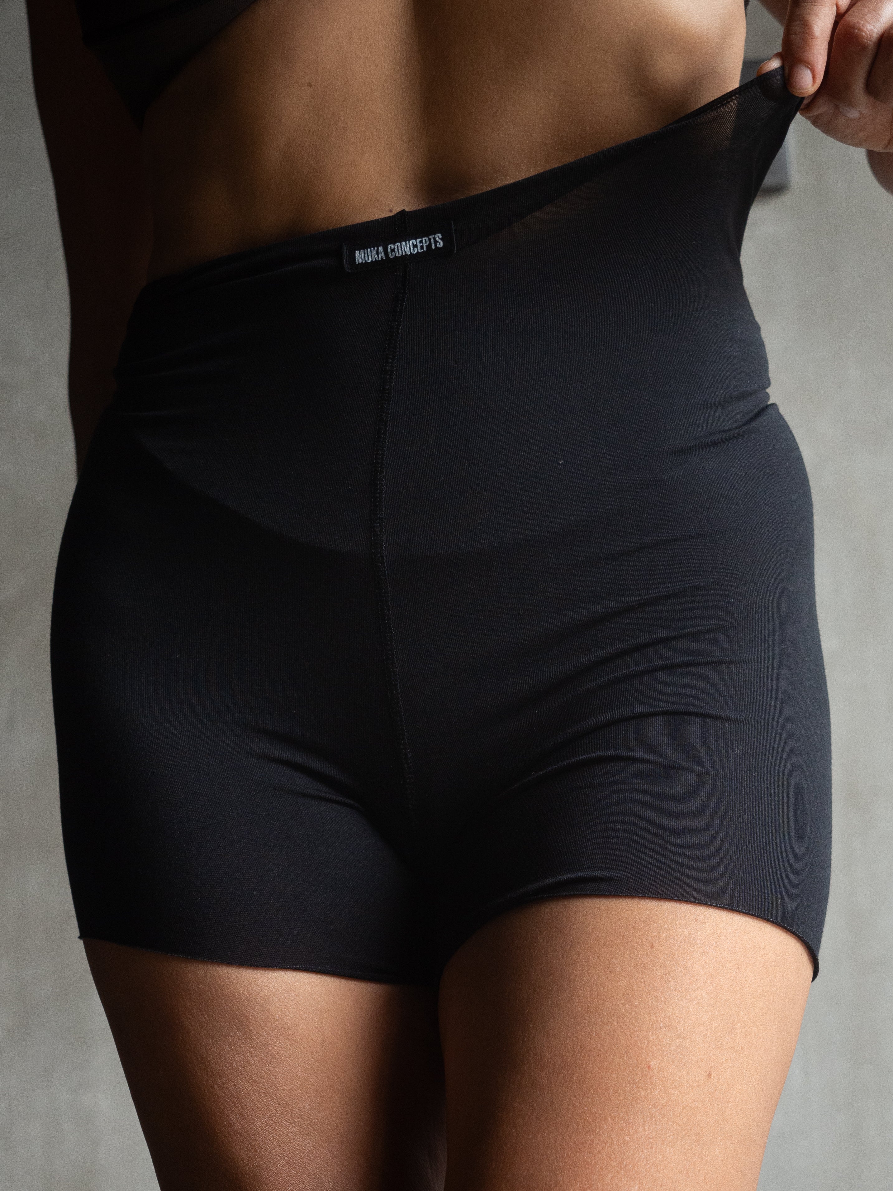 Muka Shorts Yoga Silk Modal